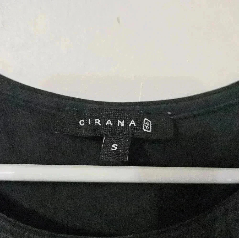 NWOT! Cirana top! - Picture 5 of 5